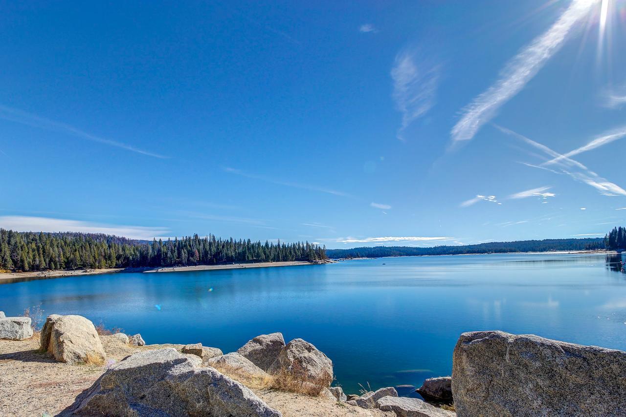Sparrow Cove Shaver Lake Exterior photo
