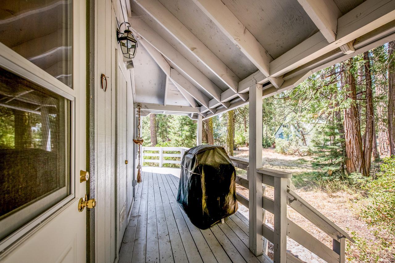 Sparrow Cove Shaver Lake Exterior photo